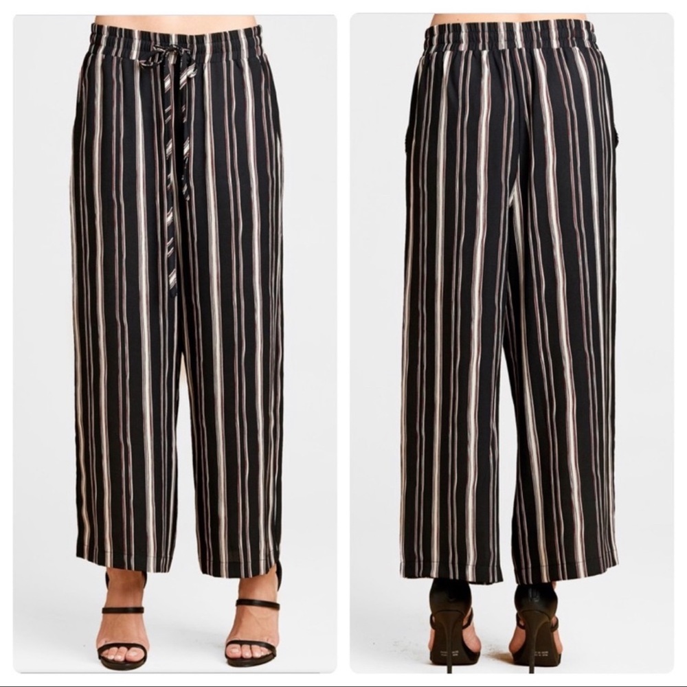 ๐ฆ4/$25 Casual Straight Leg Striped Pants - Picture 6 of 7